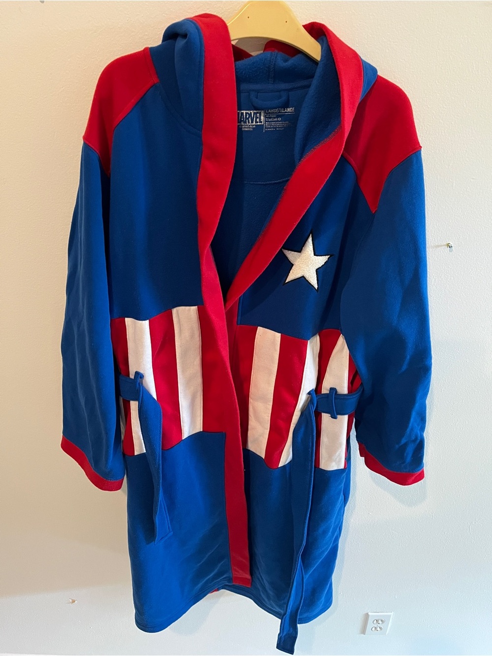 Marvel Avengers Captain America Hooded Robe